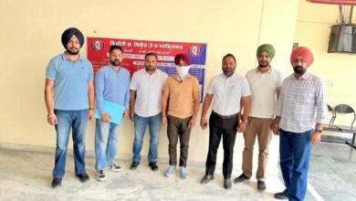 Photo of विजिलेंस इन एक्शन मोड, 15,000 रिश्वत लेते लेखाकार रंगे हाथों गिरफ्तार