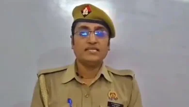 Photo of रिश्वत के आरोप वाला वीडियो पड़ा भारी, सोशल मीडिया पॉलिसी तोड़ने पर सिपाही निलंबित