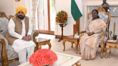 Photo of पंजाब के ‘दल-बदल’ पर सियासी संग्राम: राष्ट्रपति से मिले सीएम भगवंत मान, राज्यसभा सदस्यों की सदस्यता रद्द करने की मांग