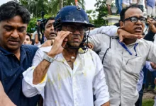 Photo of अभिषेक बनर्जी पर हमले के मामले में 5 गिरफ्तारी, ममता बनर्जी ने भाजपा पर लगाया आरोप