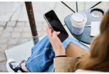 Photo of क्या iPhone बन गया है बर्थ कंट्रोल डिवाइस? रिसर्च में चौंकाने वाला दावा