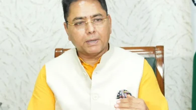Photo of ‘भगवंत मान सरकार, तुहाडे द्वार’ का असर: 437 सरकारी सेवाएं पहुंचीं घर-द्वार, लंबित मामले घटकर 0.33% पर