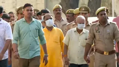 Photo of राम मंदिर चढ़ावा चोरी मामला: आरोपियों की VC से पेशी आज, पैरवी करने वाले वकीलों पर कार्रवाई की चेतावनी