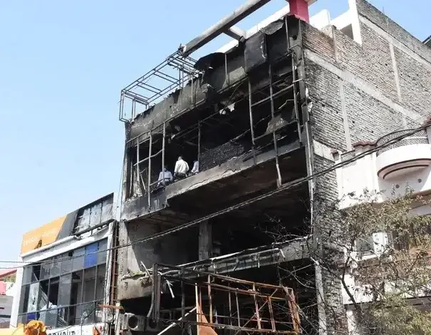 Aliganj Acciden :