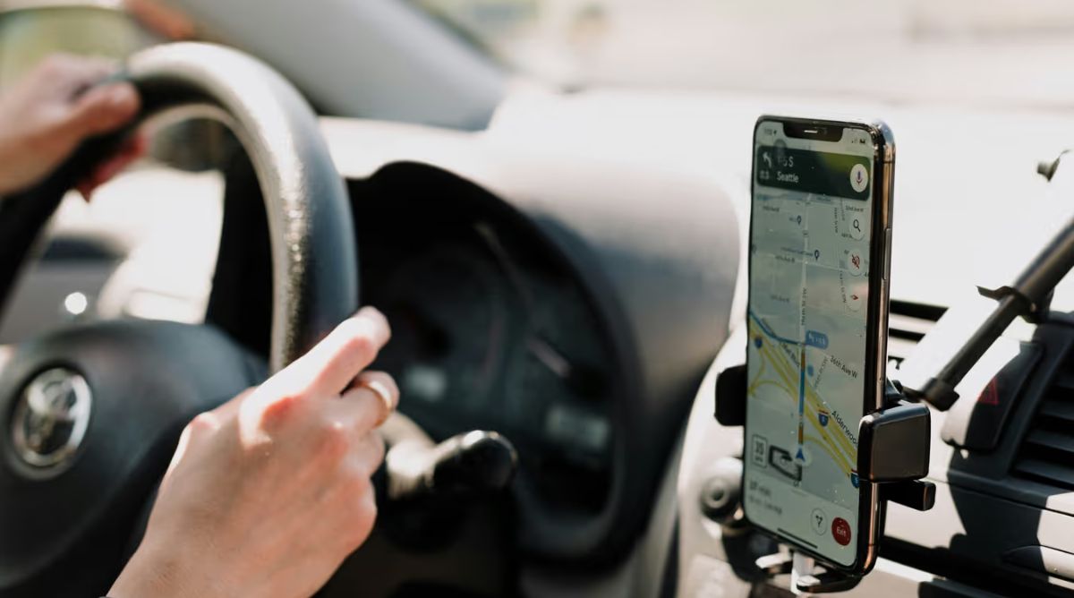 Google Maps बना स्मार्ट ट्रैवल गाइड, यात्रियों को मिल रहे कई एडवांस फीचर्स