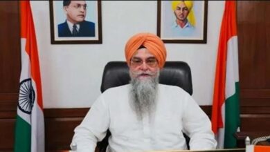 Photo of पंजाब विधानसभा के स्पीकर कुलतार सिंह संधवां ने बाबा बंदा सिंह बहादुर को शहीदी दिवस पर श्रद्धांजलि अर्पित की