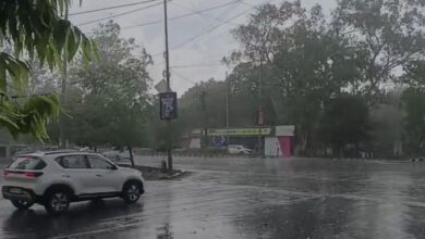 Photo of यूपी में मौसम का कहर, कहीं लू तो कहीं आंधी-तूफान, 30 जिलों में अलर्ट