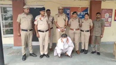 Photo of इलाज कराने आई नाबालिग से डॉक्टर ने की हैवानियत, अस्पताल में मचा हड़कंप