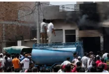 Photo of जयपुर के खो नागोरियान में पटाखा फैक्ट्री में भीषण आग, 3 की मौत, कई झुलसे और फंसे