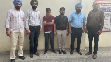 Photo of पंजाब विजिलेंस ब्यूरो ने 1 लाख रुपये की रिश्वत लेते सहायक रजिस्ट्रार को रंगे हाथों पकड़ा