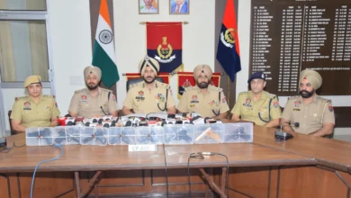Photo of अमृतसर में हथियार तस्करी और हवाला नेटवर्क का भंडाफोड़, 4 आरोपी गिरफ्तार