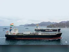 Photo of हॉर्मुज स्ट्रेट के लिए ईरान के नए नियम, तेल-गैस कारोबार की बढ़ी चिंता