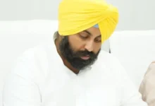 Photo of मंत्री हरजोत सिंह बैंस का निर्देश: 30 जून तक लुधियाना की सड़कें गड्ढा और मैनहोल मुक्त हों