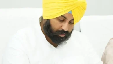 Photo of मंत्री हरजोत सिंह बैंस का निर्देश: 30 जून तक लुधियाना की सड़कें गड्ढा और मैनहोल मुक्त हों