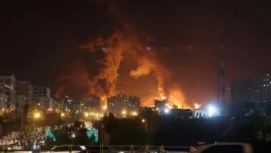 Photo of अमेरिका का ईरान के 5 प्रांतों पर हमला, मिसाइल सिस्टम और IRGC की स्पीड बोट्स बने निशाना, ट्रंप का आया रिएक्शन