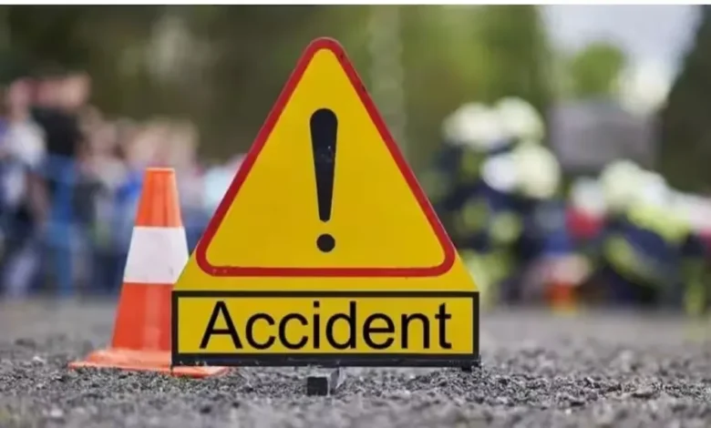 Kaushambi Road Accident