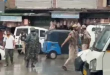 Photo of जम्मू-कश्मीर के अनंतनाग में आतंकी हमला, लाल चौक पर पुलिस कांस्टेबल को मारी गोली