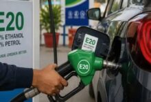 Photo of E20 पेट्रोल, फ्लेक्स फ्यूल या EV कार? नई गाड़ी खरीदने से पहले जानें किसमें है ज्यादा फायदा