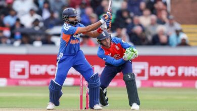 Photo of भारत की T-20 में शर्मनाक हार, इंग्लैंड ने 125 रनों से हराया, धोनी के सामने टीम 76 पर ढेर
