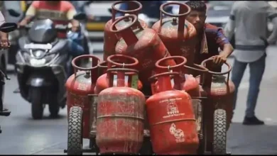 Photo of आपके शहर में आज कितना है गैस सिलेंडर का दाम? देखें लेटेस्ट रेट