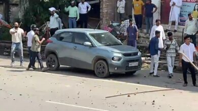 Photo of पटना में बीजेपी-कांग्रेस कार्यकर्ताओं में झड़प, प्रदर्शन के दौरान चले लाठी-डंडे और पत्थर, कांग्रेस ने बीजेपी को घेरा