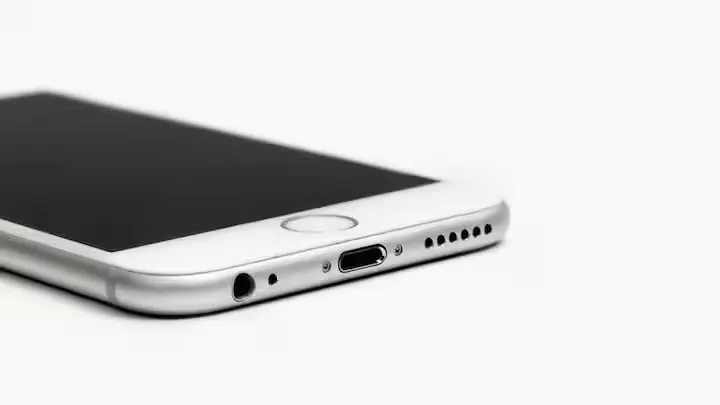 Smartphone Speaker :