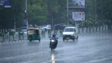 Photo of दिल्ली-एनसीआर में बदला मौसम का मिजाज, बारिश और तेज हवाओं से मिली गर्मी से राहत