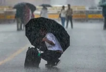 Photo of आज से बदलेगा मौसम का मिजाज, कई राज्यों में तेज बारिश और आंधी की चेतावनी