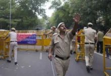 Photo of दिल्ली में कई रूट डायवर्ट, कई मेट्रो स्टेशन बंद; ट्रैफिक एडवाइजरी जारी, इन जगहों पर जाने से बचें