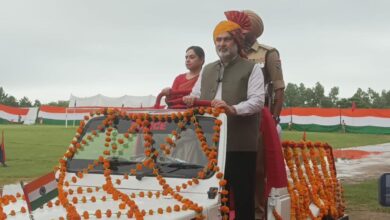 Photo of पठानकोट में धूमधाम से मनाया गया 80वां स्वतंत्रता दिवस, शहीदों की कुर्बानियों को किया नमन
