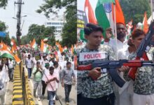Photo of Bihar Politics : छात्रों के समर्थन में RJD का पटना में मार्च, तेजस्वी को पुलिस ने हिरासत में लिया