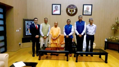 Photo of सीएम योगी से मिले फ्लिपकार्ट के सीईओ, उत्तर प्रदेश के प्रति कंपनी की दीर्घकालिक प्रतिबद्धता दोहराई