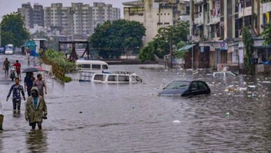 Photo of यूपी समेत कई राज्यों में भारी बारिश का कहर, नदियां उफान पर, बाढ़ और लैंडस्लाइड से हालात बिगड़े