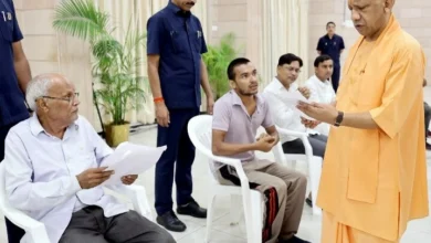 Photo of जनता दर्शन में सीएम योगी सख्त, बोले – “अपराधियों पर कार्रवाई और जनसमस्याओं के निस्तारण में शिथिलता बर्दाश्त नहीं”