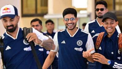 Photo of शुभमन गिल की कप्तानी में श्रीलंका पहुंची Team India, गॉल टेस्ट के लिए तैयारियां तेज, शानदार अंदाज में भारतीय प्लेयर्स का स्वागत