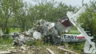 Photo of Kanpur Aircraft Crash : कानपुर में गंगा बैराज पर ट्रेनिंग एयरक्राफ्ट क्रैश, पायलट और ट्रेनर की मौत