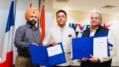 Photo of पंजाब सरकार द्वारा STPI के साथ समझौता हस्ताक्षरित, मोहाली में 29 करोड़ रुपये से स्थापित किया जाएगा “न्यूरॉन 2.0” इन्क्यूबेशन सेंटर