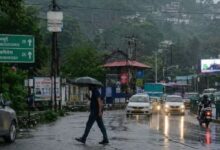 Photo of उत्तराखंड में बारिश का कहर जारी, 7 जिलों में भारी बारिश का अलर्ट, 80 सड़कें बंद