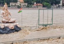 Photo of मैदानों से लेकर पहाड़ों तक पानी-पानी, बद्रीनाथ-गंगोत्री हाईवे बंद, नदी किनारों से दूर रहने की सलाह