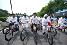 Photo of साइकिल घोटाले पर मंत्री आशीष सूद का इस्तीफा मांगने साइकिल से विधानसभा पहुंचे ‘‘AAP” नेता
