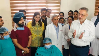 Photo of पंजाब ने तीन और सफल लिवर ट्रांसप्लांट करके एक और मील का पत्थर हासिल किया: डॉ. बलबीर सिंह