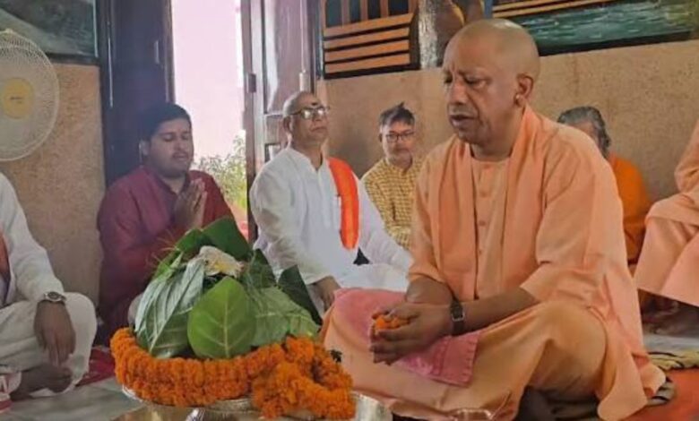 Yogi Adityanath Rudrabhishek