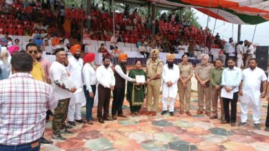 Photo of स्वतंत्रता दिवस पर पंजाब ने ‘युद्ध नशेआं विरुद्ध’ के ज़मीनी स्तर के स्वयंसेवकों को किया सम्मानित