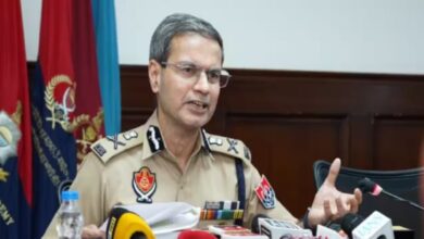 Photo of फाजिल्का पुलिस ने ‘युद्ध नशेआं विरुद्ध’ अभियान के दौरान 924 NDPS मामलों में 1,331 आरोपियों को किया गिरफ़्तार