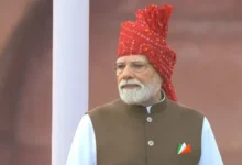 Photo of लाल किले पर पहली बार गूंजा ‘वंदे मातरम’, तिरंगा फहराकर PM मोदी ने देश को दिया बड़ा संदेश