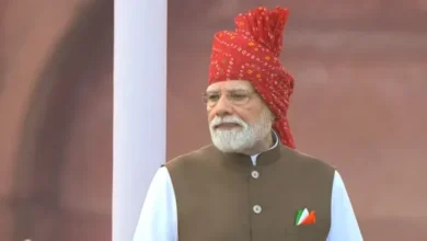 Photo of लाल किले पर पहली बार गूंजा ‘वंदे मातरम’, तिरंगा फहराकर PM मोदी ने देश को दिया बड़ा संदेश