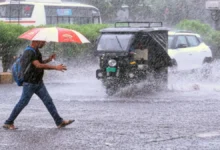 Photo of दिल्ली-NCR में बदला मौसम, सुबह से झमाझम बारिश, गर्मी से मिली राहत