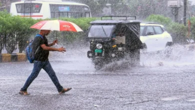 Photo of दिल्ली-NCR में बदला मौसम, सुबह से झमाझम बारिश, गर्मी से मिली राहत
