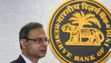 Photo of RBI ने रेपो रेट 5.25% पर रखा बरकरार, लोन की EMI में फिलहाल नहीं मिलेगी राहत