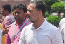 Photo of आय से अधिक संपत्ति मामले में राहुल गांधी को SC से बड़ी राहत, इलाहाबाद HC की सुनवाई पर अंतरिम रोक